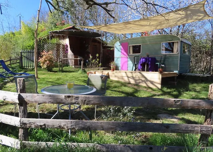 Groovy Caravane Κάμπινγκ Montbrun-Bocage